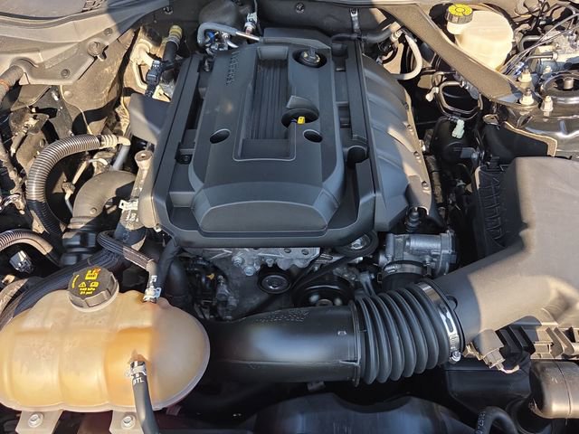 Used 2020 Ford Mustang Premium image 27