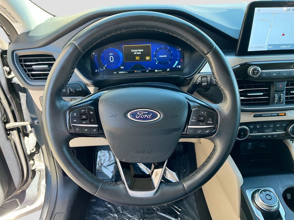 Used 2022 Ford Escape Titanium w/ Class II Trailer Tow Package image 11