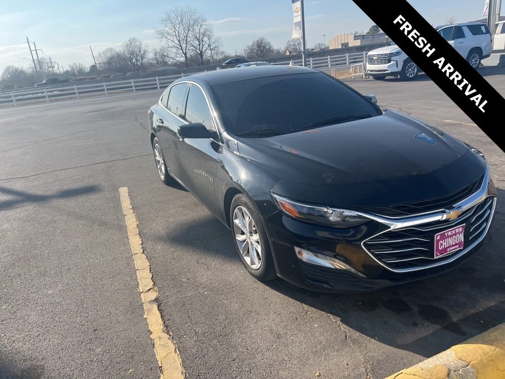 Used 2021 Chevrolet Malibu LT image 1