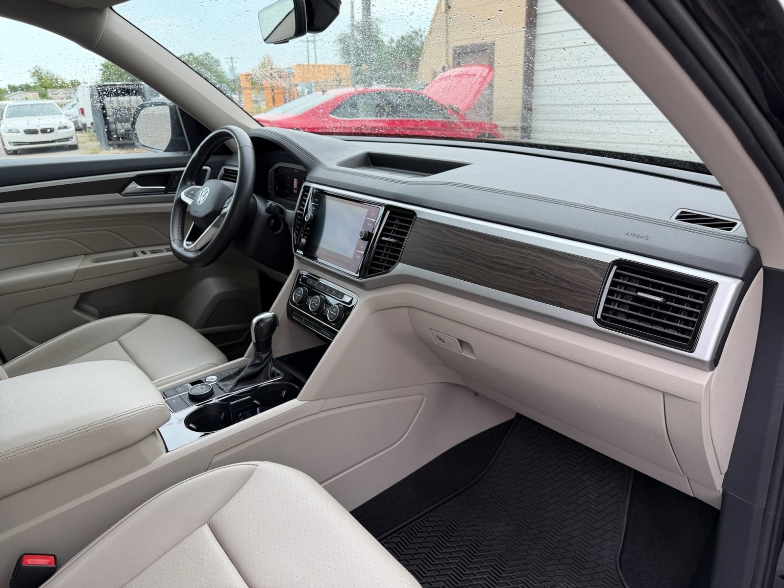 Used 2022 Volkswagen Atlas SE AWD/4WD image 16