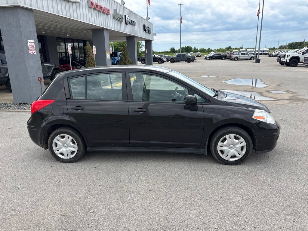 Used 2012 Nissan Versa 1.8 S w/ Plus Pkg FWD image 2