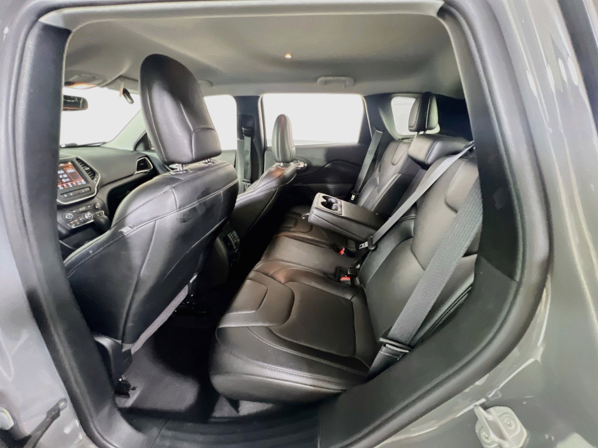 Used 2023 Jeep Cherokee Altitude Lux AWD/4WD image 24