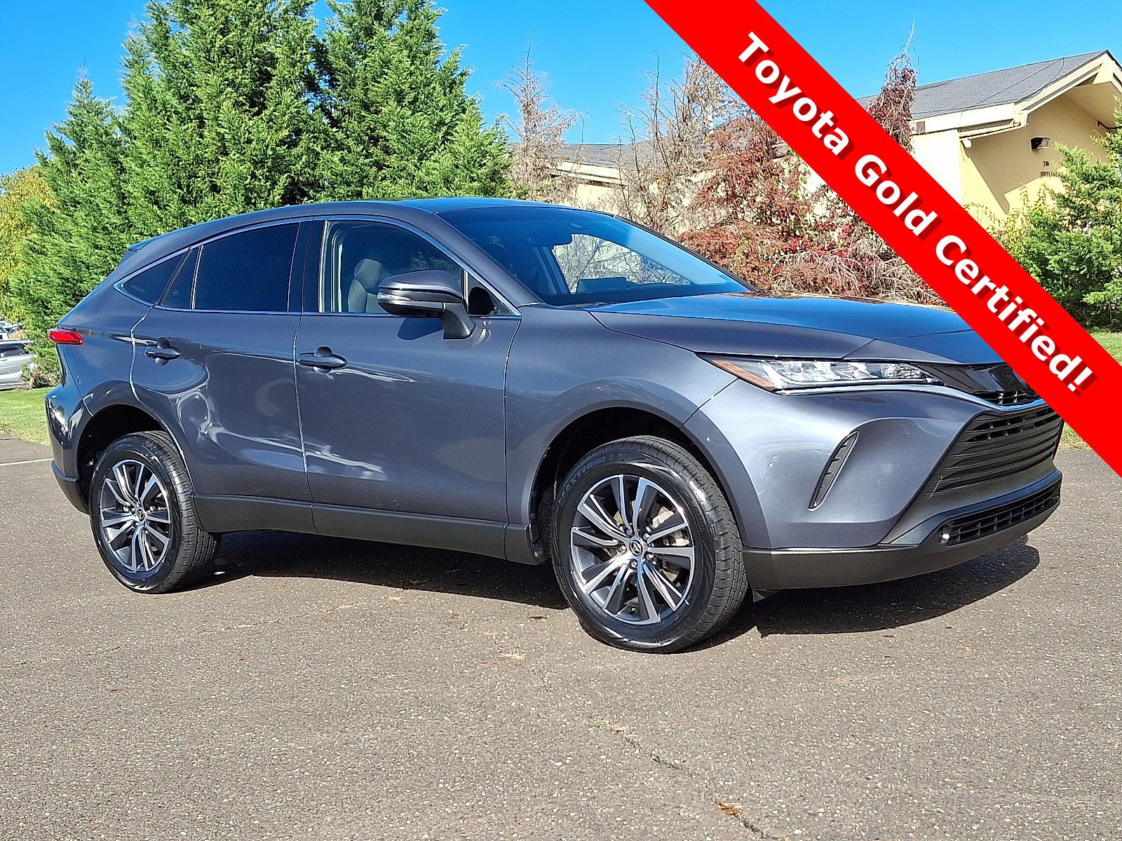 Certified 2022 Toyota Venza LE