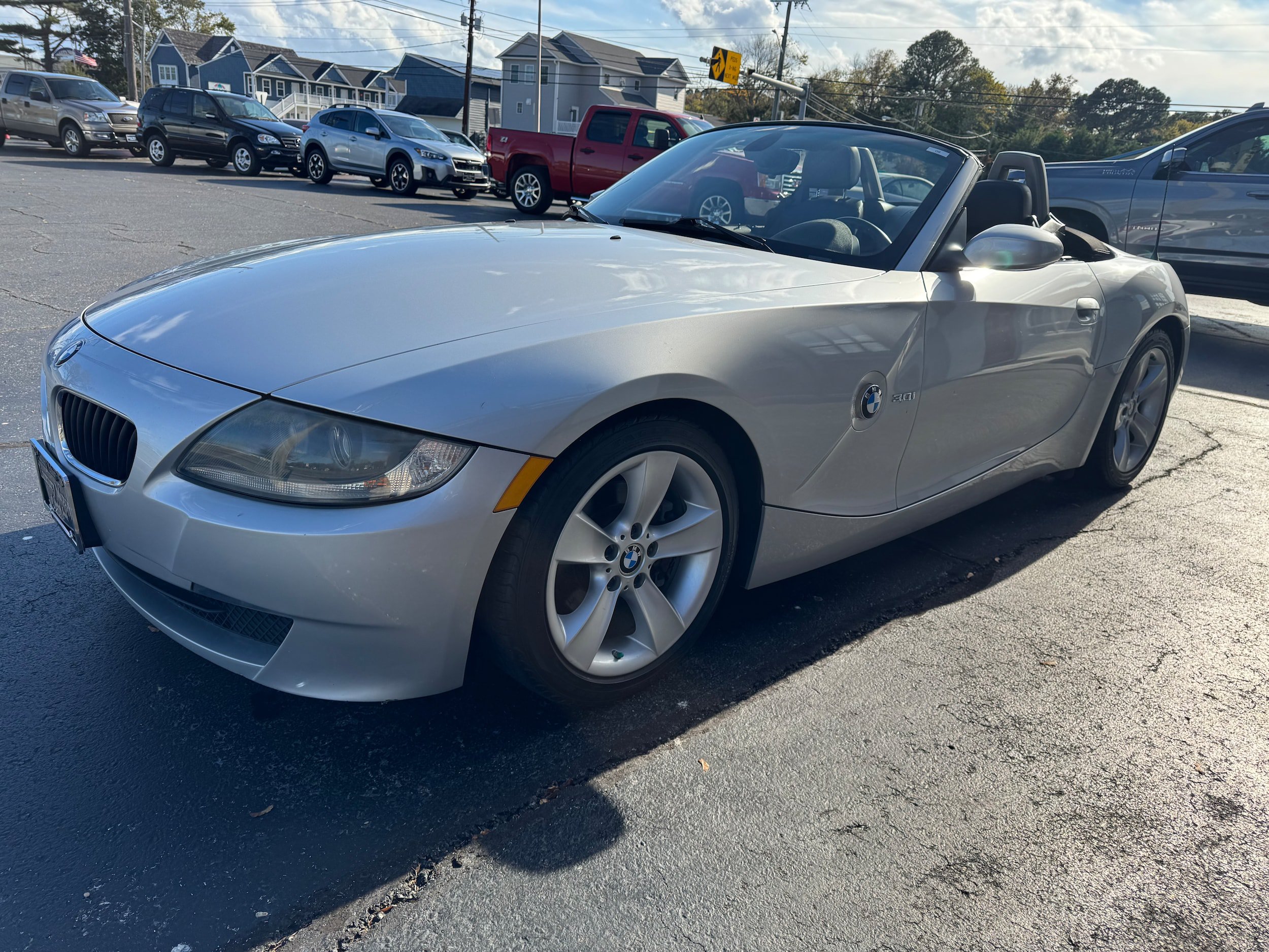 Used 2006 BMW Z4 3.0i RWD image 5