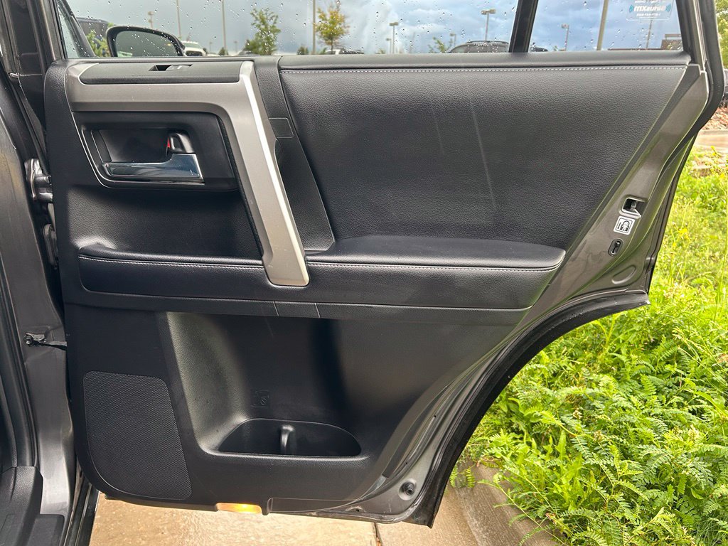 Used 2019 Toyota 4Runner SR5 Premium AWD/4WD image 28