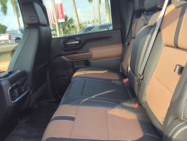 Used 2022 Chevrolet Silverado 3500 High Country AWD/4WD image 22