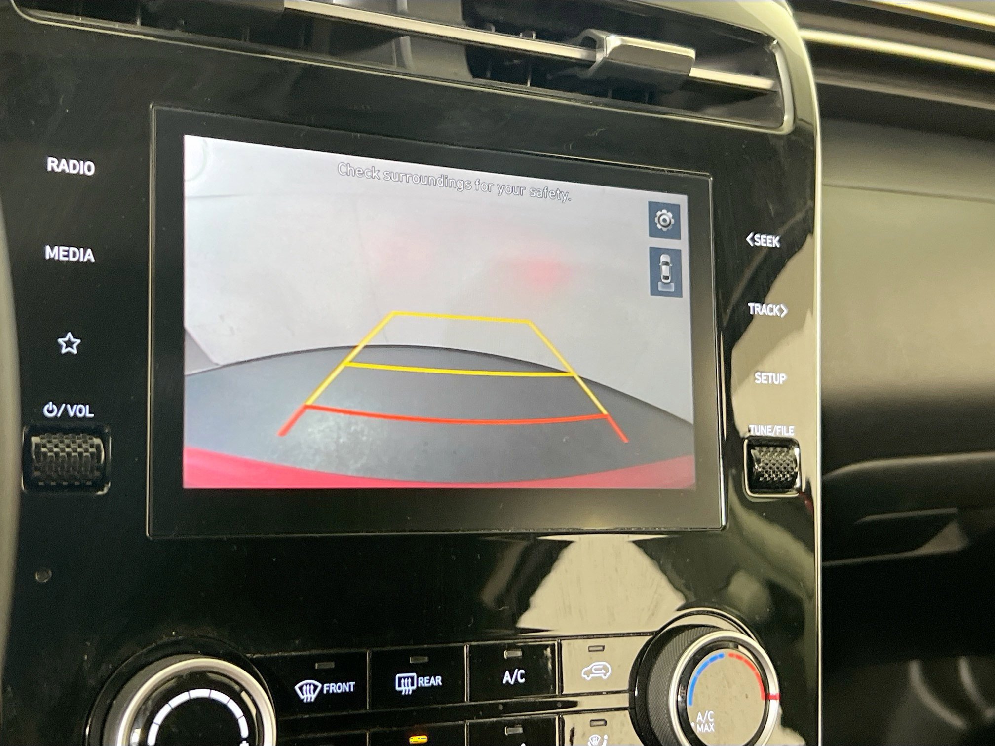Used 2022 Hyundai Tucson SEL w/ Cargo Package image 13