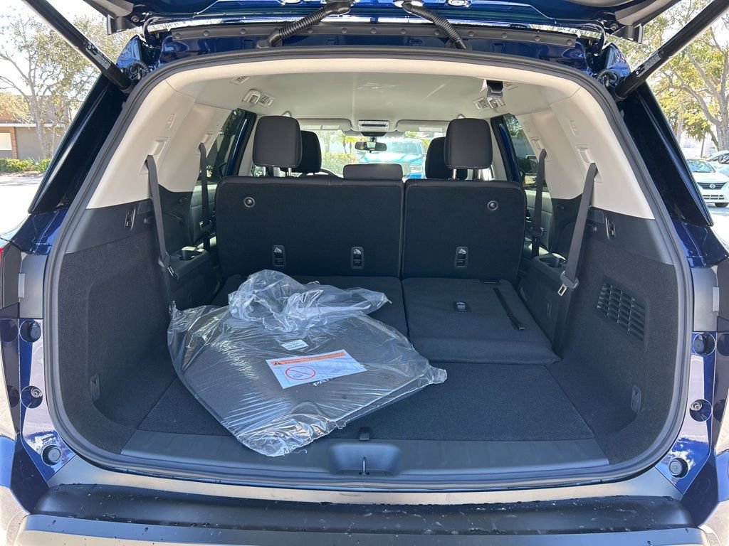 New 2026 Nissan Pathfinder SV image 50