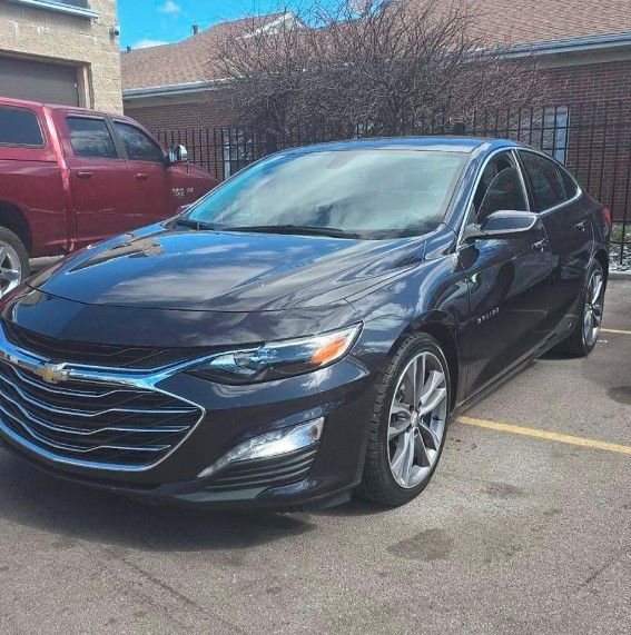 Used 2022 Chevrolet Malibu LT image 1