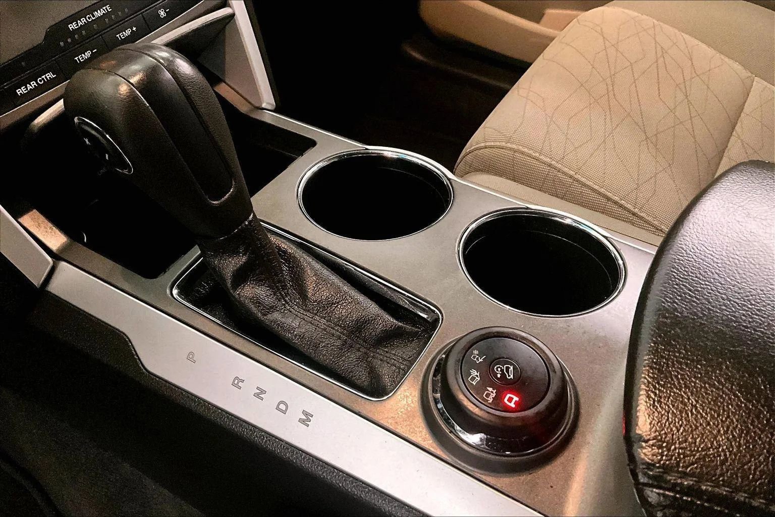 Used 2013 Ford Explorer 4WD w/ Class III Trailer Tow Pkg image 16