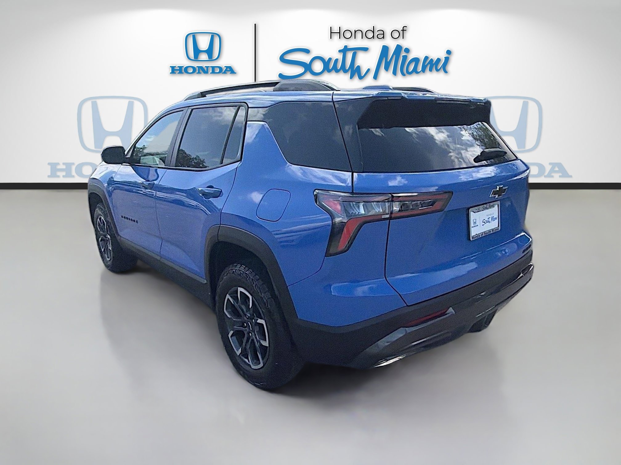 Used 2025 Chevrolet Equinox ACTIV image 5