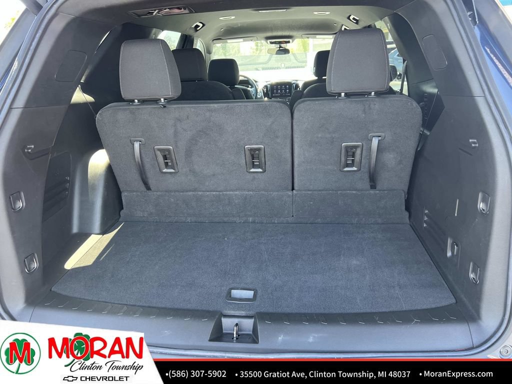 Certified 2023 Chevrolet Traverse LT FWD image 11