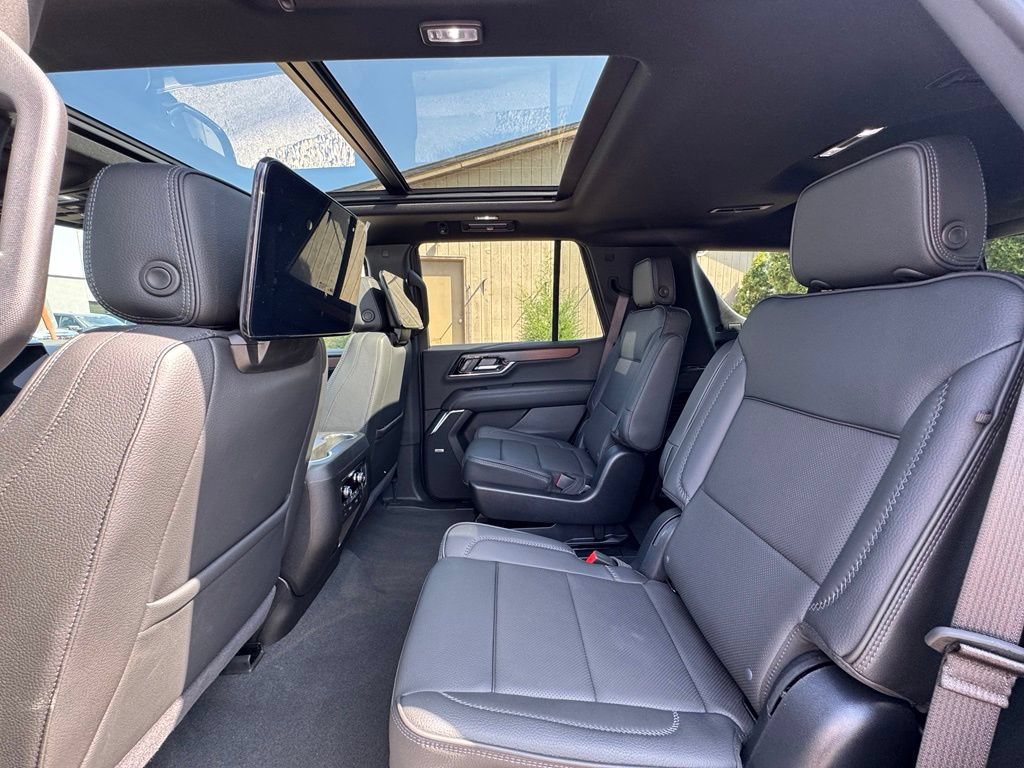 Used 2025 GMC Yukon Denali w/ Denali Reserve Package AWD/4WD image 34