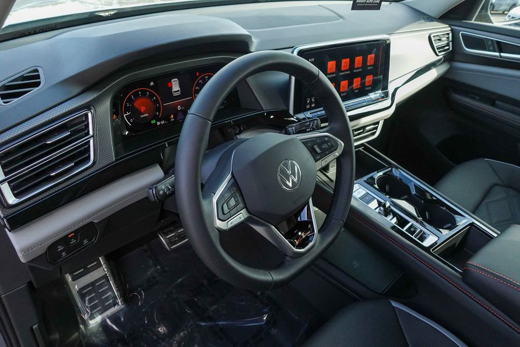 New 2026 Volkswagen Atlas Peak Edition image 13