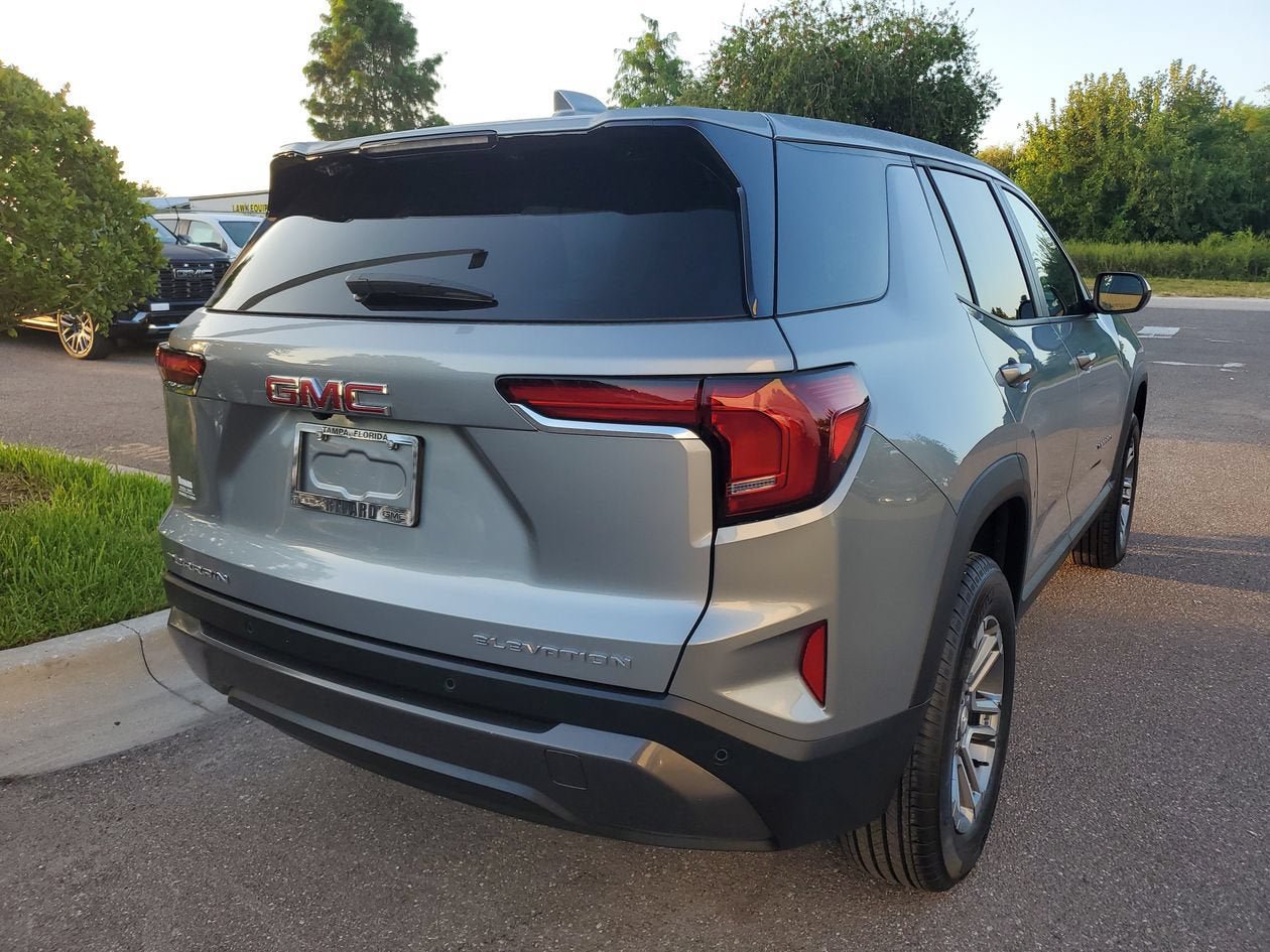 New 2026 GMC Terrain Elevation FWD image 5