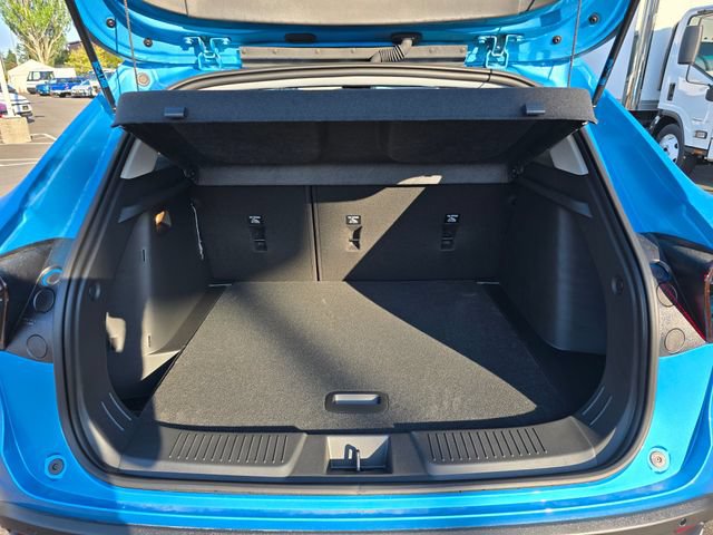 New 2026 Chevrolet Trax LT w/ Driver Confidence Package FWD image 14