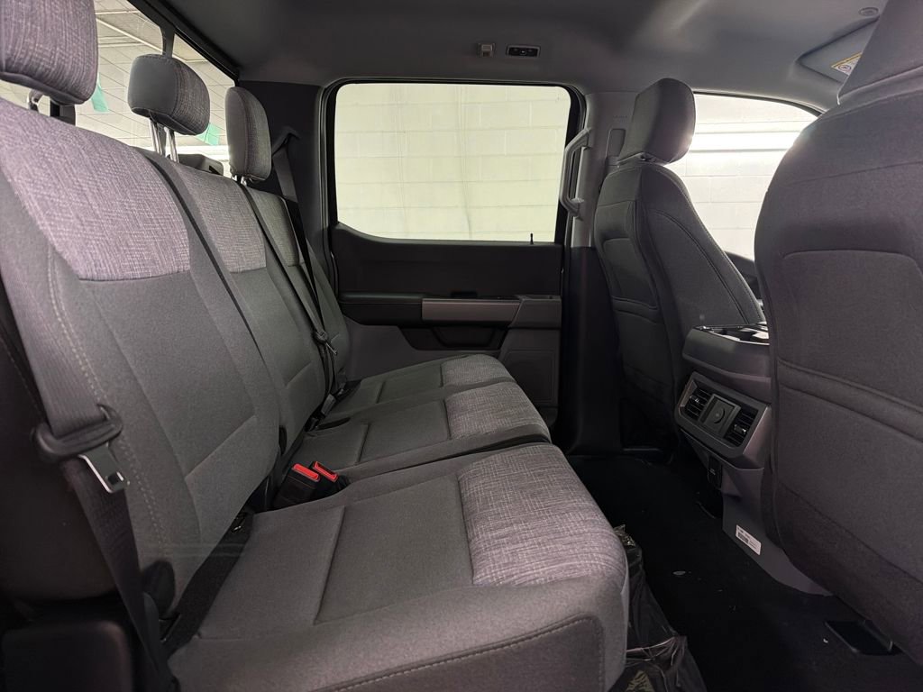 New 2026 Ford F250 XLT w/ Tremor Off-Road Package image 27