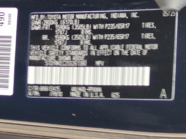 Used 2025 Toyota Sienna XLE FWD image 38