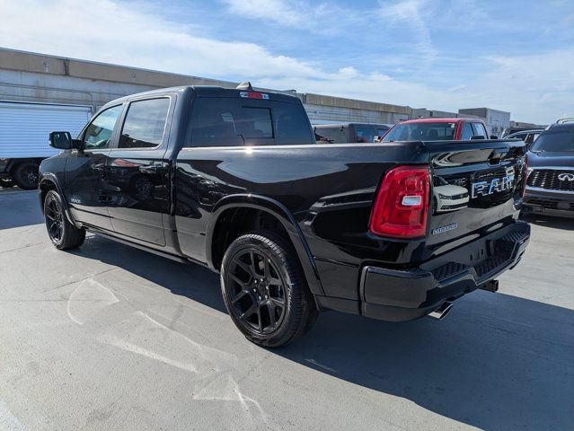 New 2026 RAM 1500 Laramie AWD/4WD image 5