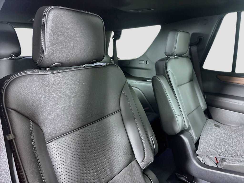 New 2026 GMC Yukon Denali w/ Denali Reserve Package AWD/4WD image 30