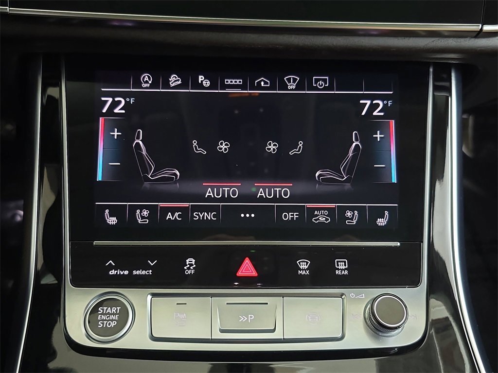 Used 2023 Audi Q8 Prestige w/ Prestige Package image 26