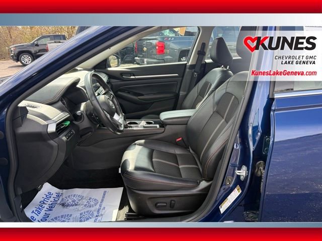 Used 2024 Nissan Altima 2.5 SR image 14
