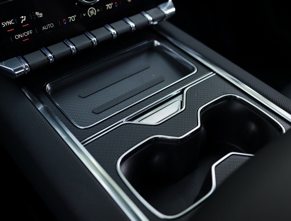 New 2026 GMC Sierra EV Elevation image 20