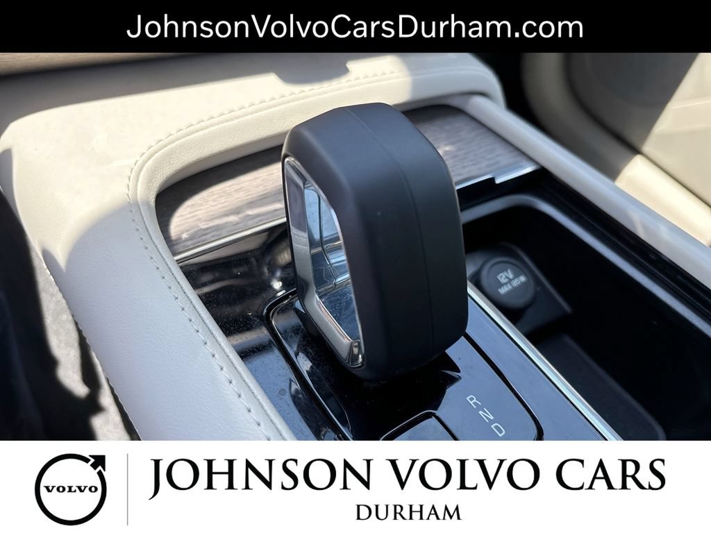 Used 2023 Volvo XC90 T8 Plus AWD/4WD image 23