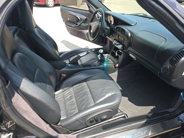 Used 2004 Porsche Boxster RWD image 14