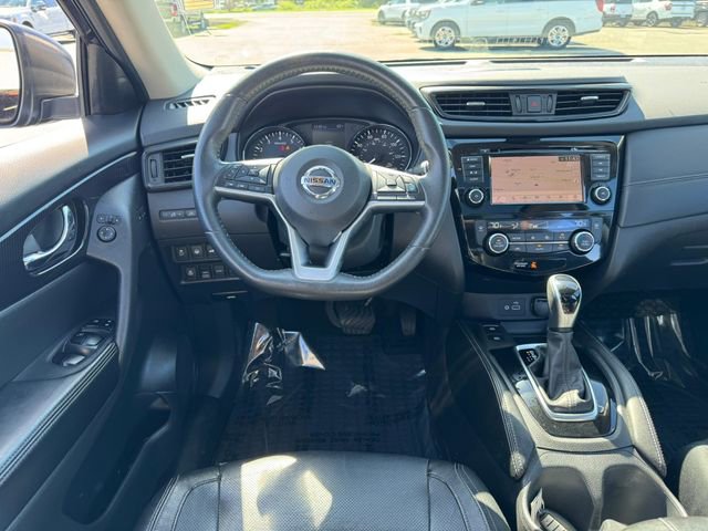 Used 2019 Nissan Rogue SL w/ Premium Package AWD/4WD image 12