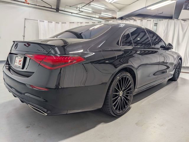 Used 2021 Mercedes-Benz S 580 4MATIC Sedan image 3