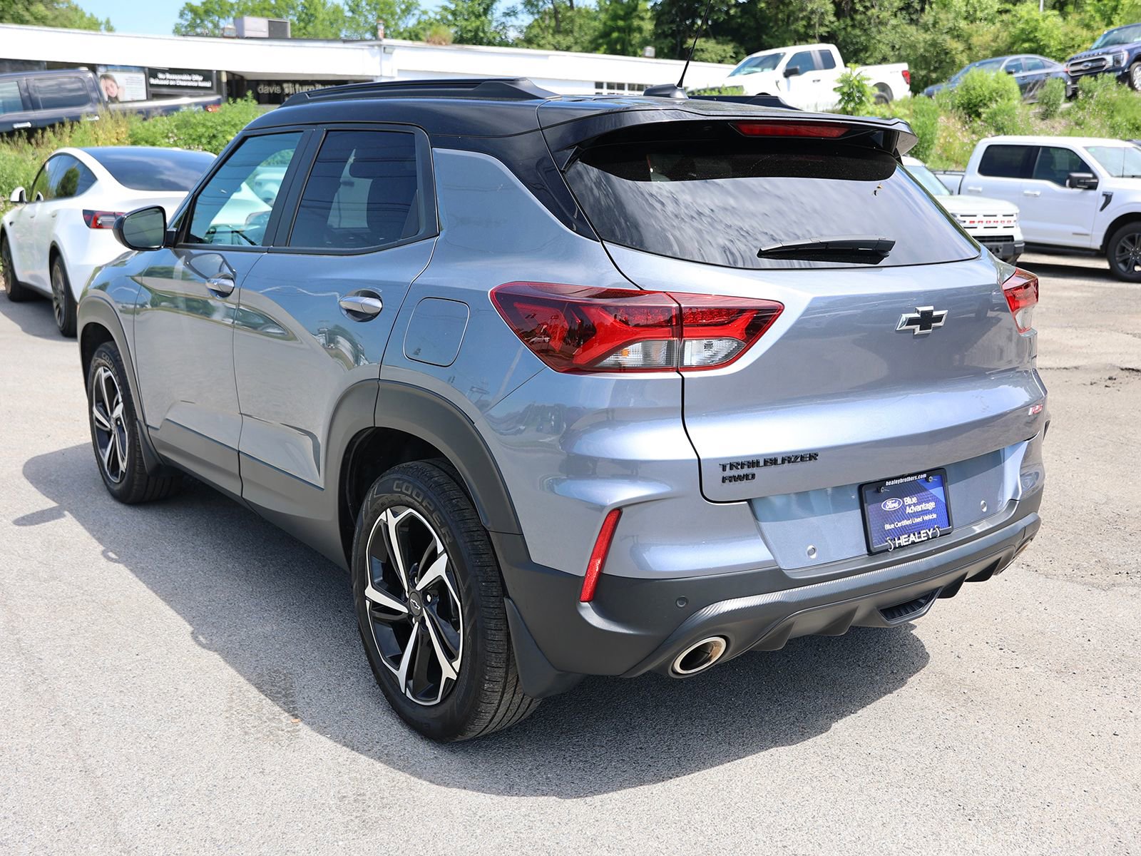 Used 2022 Chevrolet TrailBlazer RS w/ Sun and Liftgate Package AWD/4WD image 5
