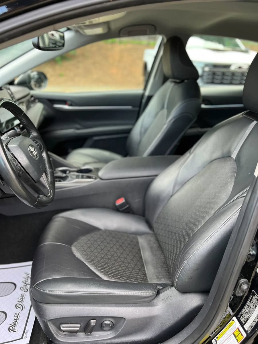 Used 2024 Toyota Camry XSE FWD image 12
