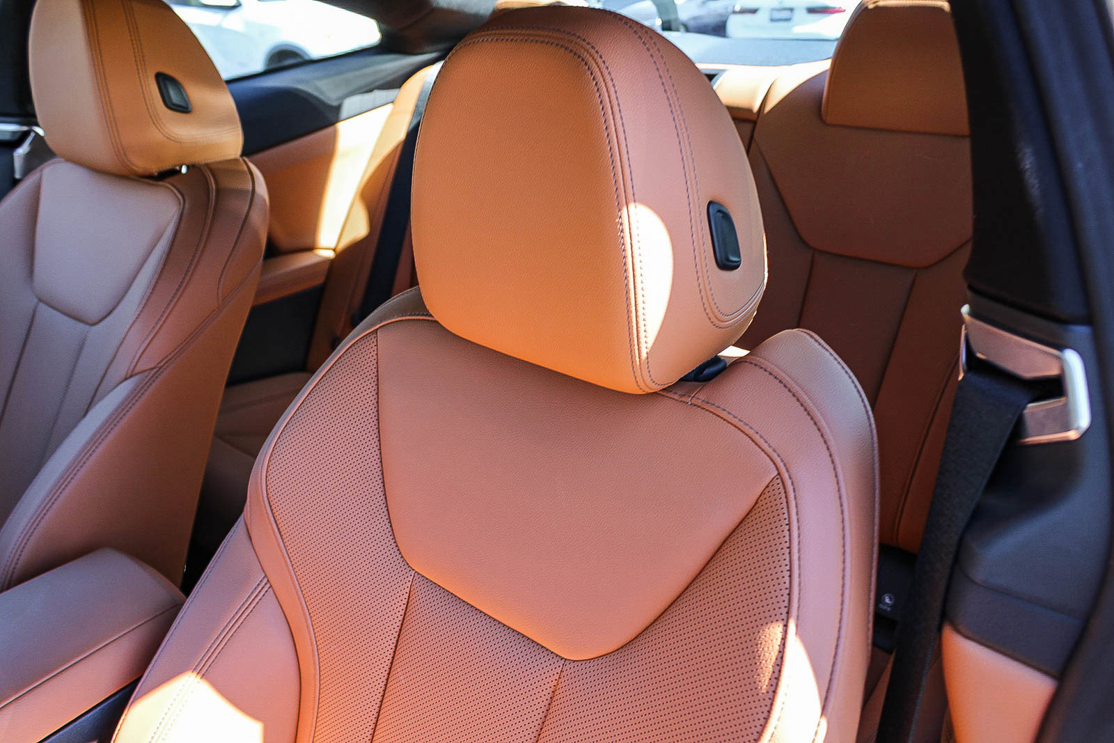 Certified 2025 BMW 430i Coupe w/ Convenience Package image 25