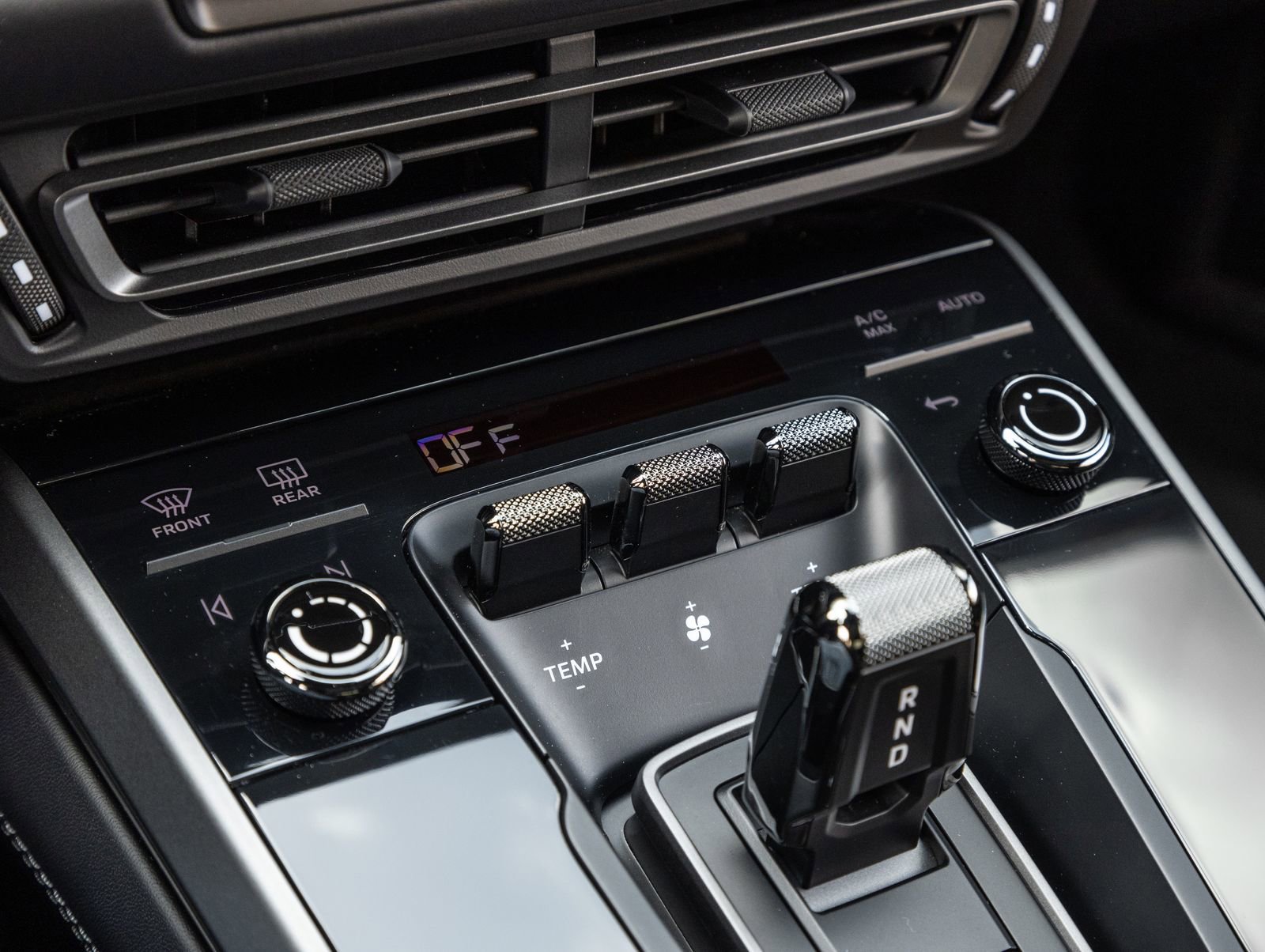 Certified 2024 Porsche 911 Carrera S RWD image 27