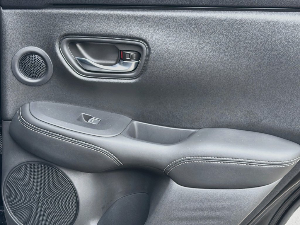 Used 2025 Honda HR-V EX-L image 33