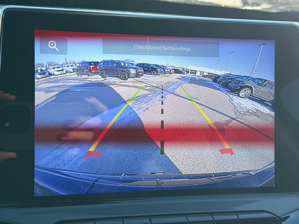 Used 2025 Jeep Compass Latitude w/ Convenience Group image 19