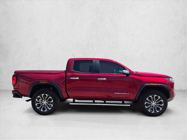 Used 2026 GMC Canyon Denali AWD/4WD image 4