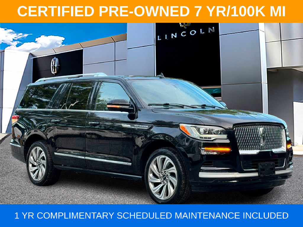 Used 2022 Lincoln Navigator L Reserve RWD image 1