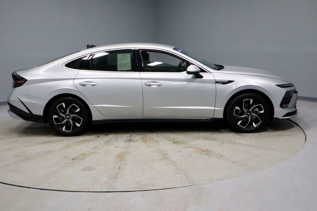Certified 2024 Hyundai Sonata SEL image 11