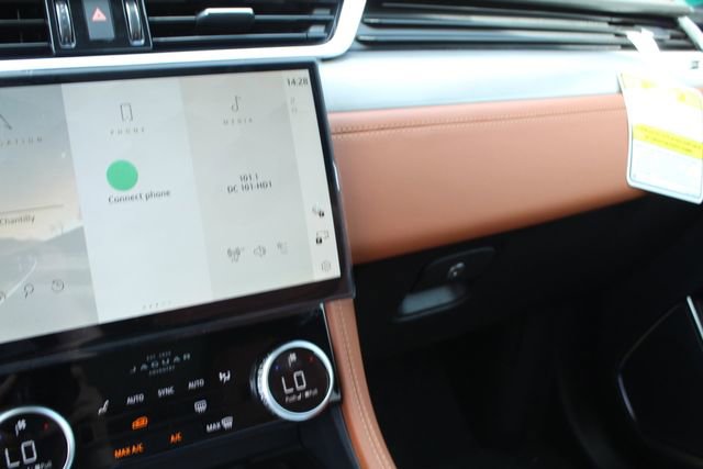 New 2026 Jaguar F-PACE R-Dynamic S image 12