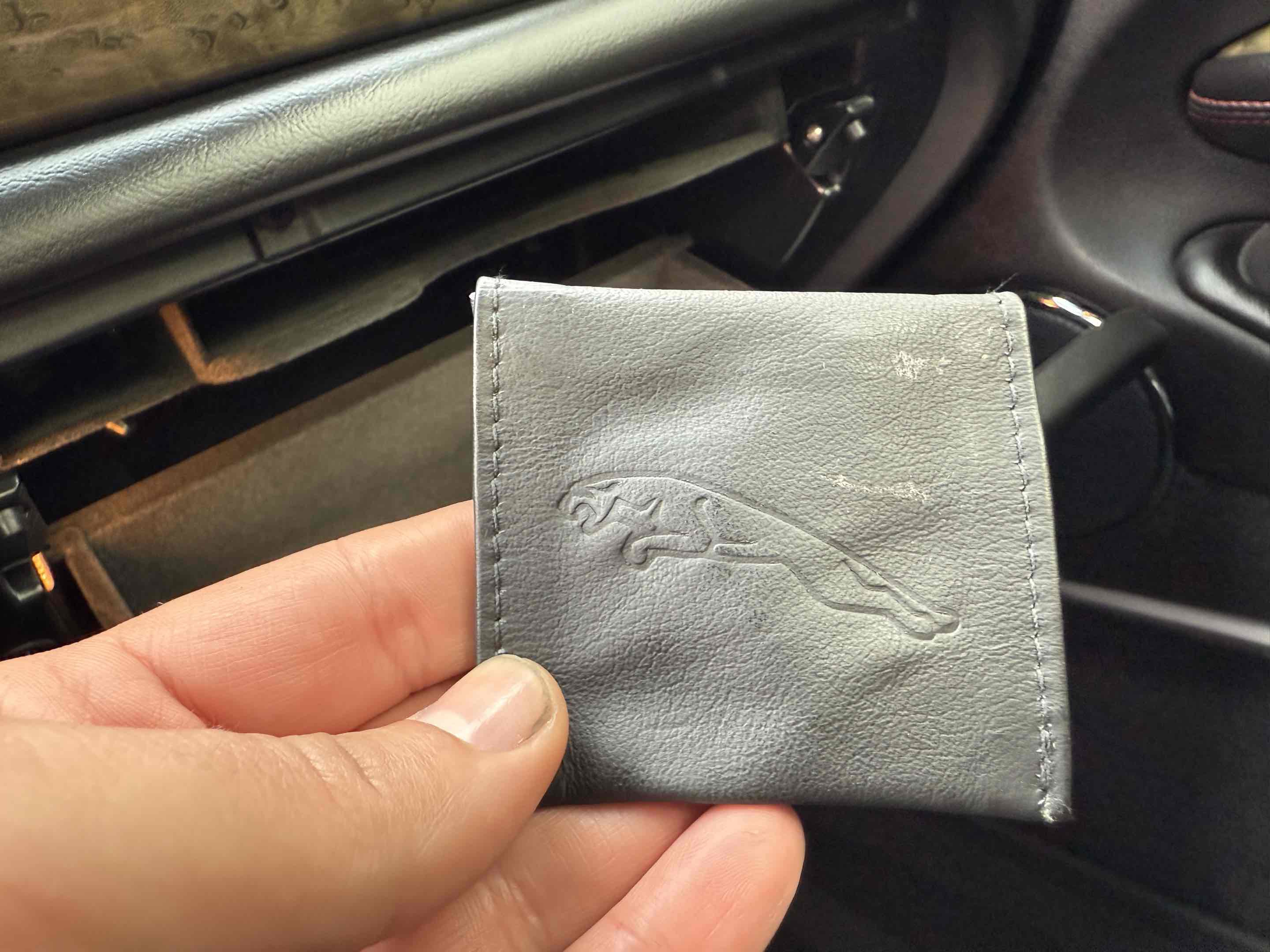 Used 2002 Jaguar XJ8 image 95