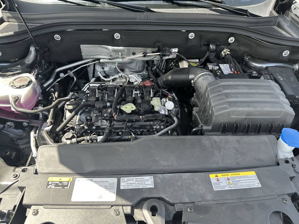 Used 2024 Volkswagen Atlas SEL AWD/4WD image 26