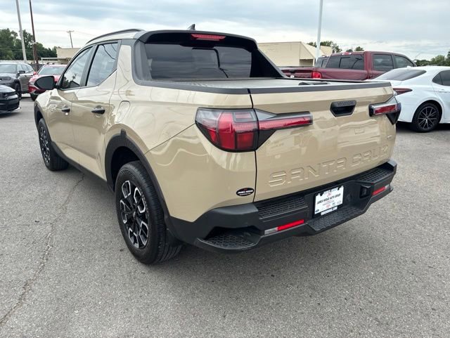 Used 2023 Hyundai Santa Cruz SEL w/ Activity Package AWD/4WD image 3