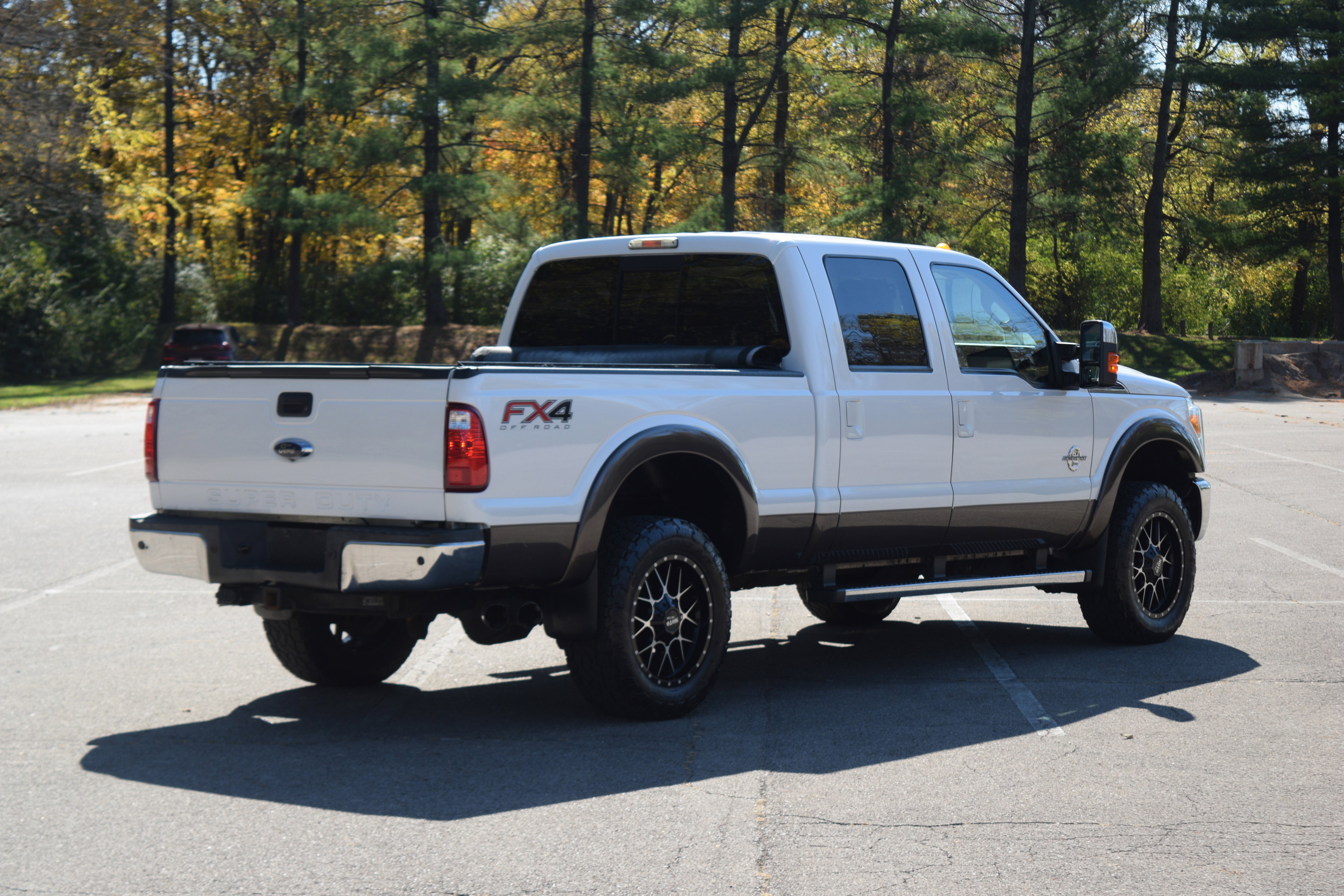 Used 2016 Ford F250 Lariat w/ Lariat Ultimate Package image 25