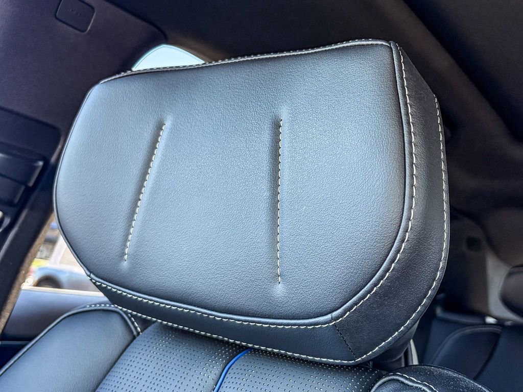 Certified 2025 Cadillac Lyriq Luxury image 52