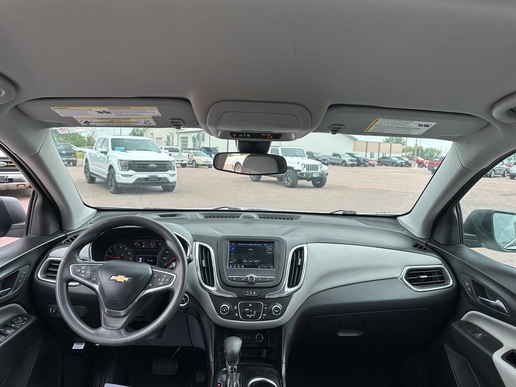 Used 2022 Chevrolet Equinox LS AWD/4WD image 26