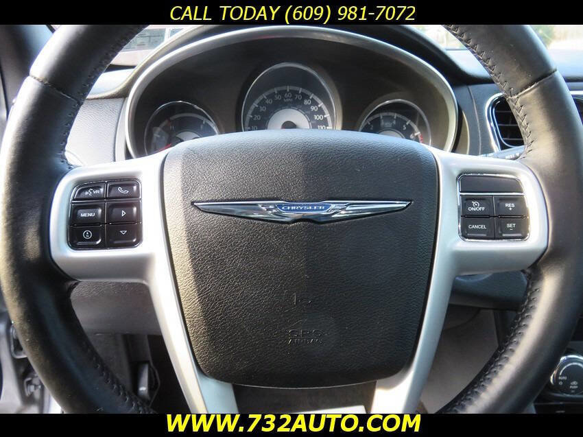 Used 2014 Chrysler 200 Limited w/ Sun/Sound Group FWD image 27