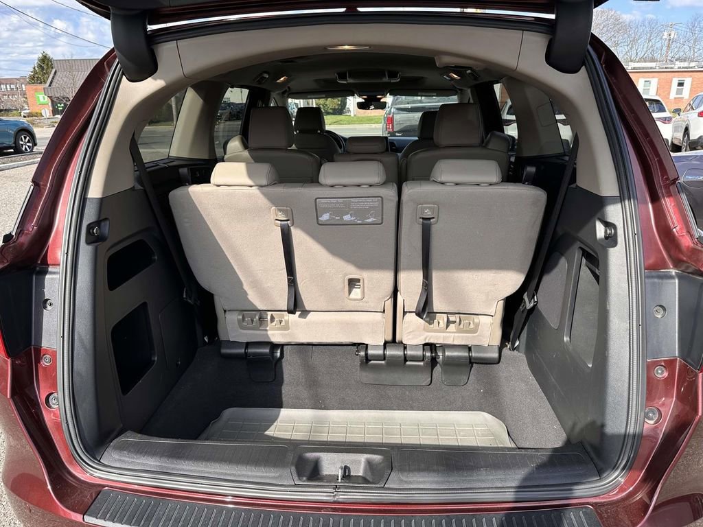 Used 2021 Honda Odyssey Touring image 7