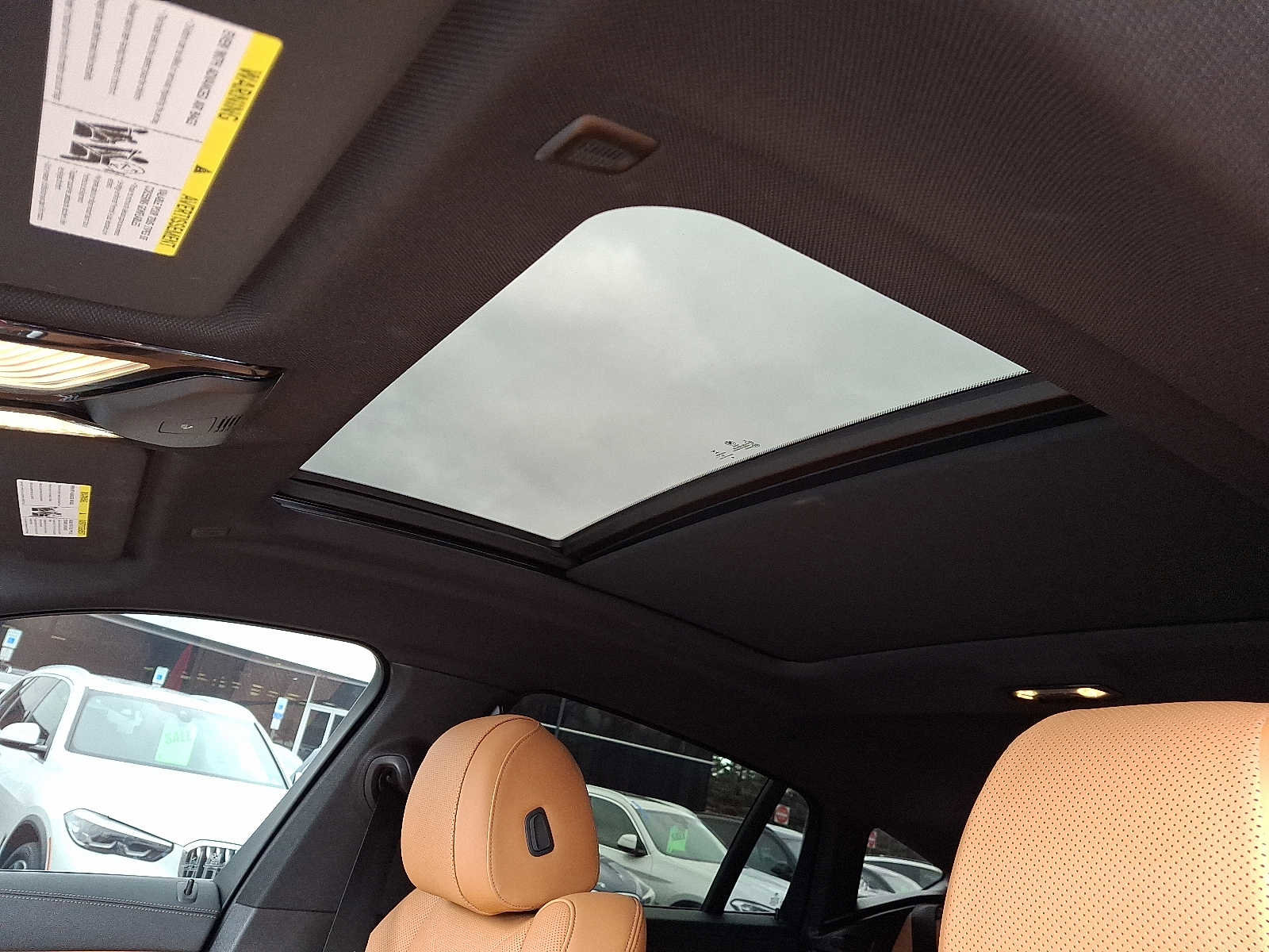 Used 2023 BMW X6 xDrive40i w/ M Sport Package image 15